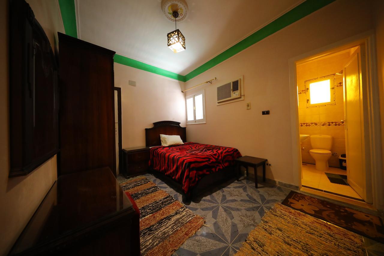 Pyramids Loft Guesthouse Kairo Bagian luar foto