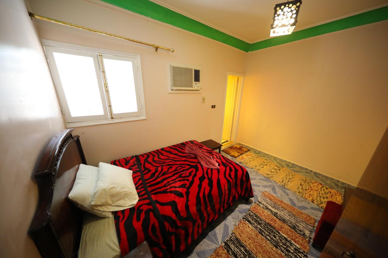 Pyramids Loft Guesthouse Kairo Bagian luar foto
