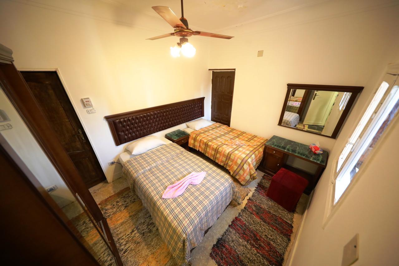 Pyramids Loft Guesthouse Kairo Bagian luar foto