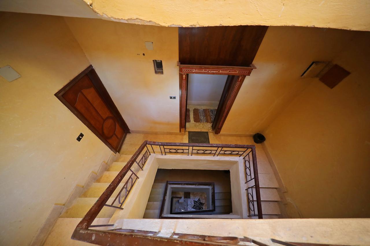 Pyramids Loft Guesthouse Kairo Bagian luar foto