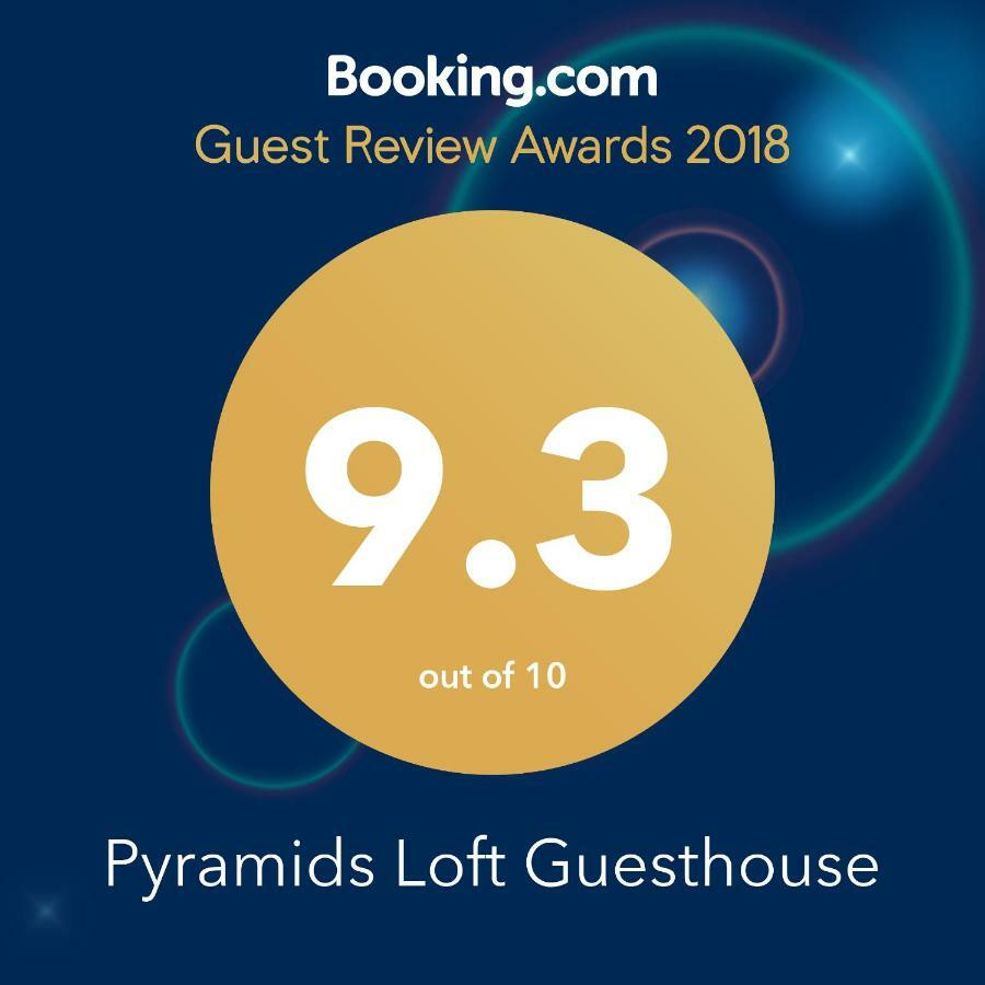 Pyramids Loft Guesthouse Kairo Bagian luar foto